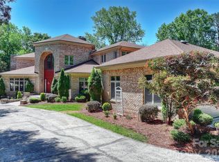 3301 Providence Plantation Ln, Charlotte, NC 28270