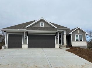 22622 W 87th Ter, Lenexa, KS 66220