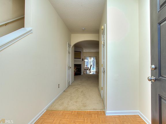 4th image of 3856 Pleasant Oaks Dr