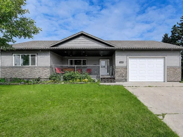 9708 SE 77th Ave, Grande Prairie, AB T8V 3Y8
