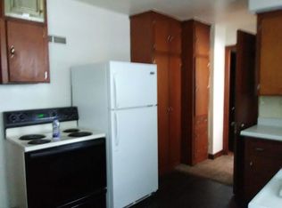 314 E Main St APT 6, Pipestone, MN 56164