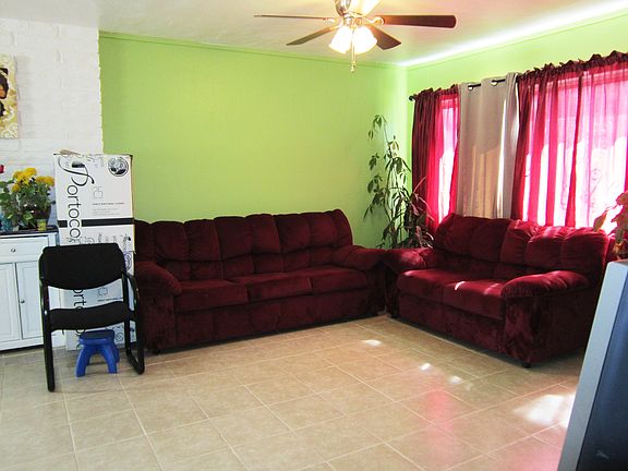 5th image of 11726 Glenoaks Blvd