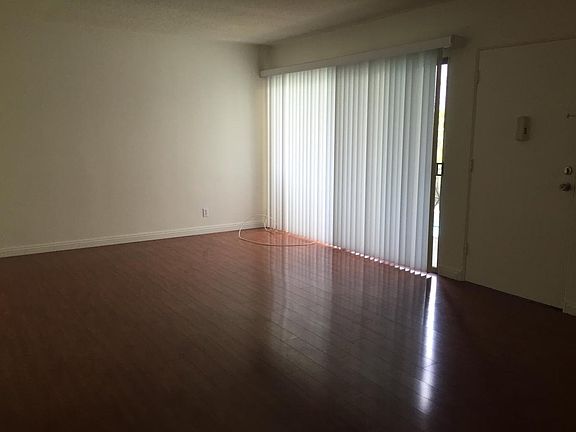 3rd image of 2254 Mira Vista Ave APT 6