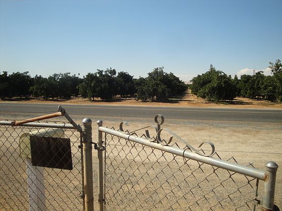 2nd image of 23141 Avenue 200