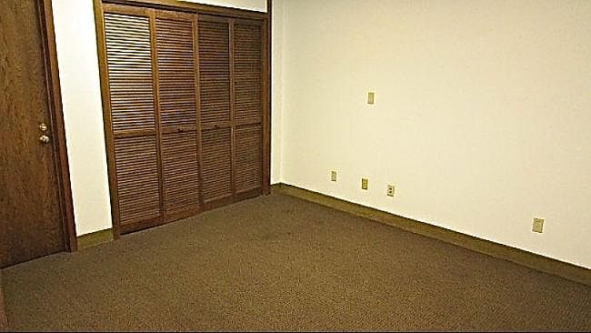 2nd image of 5802 Washington Ave Ste 103