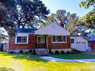 546 Ambergate Dr, Saint Louis, MO 63119