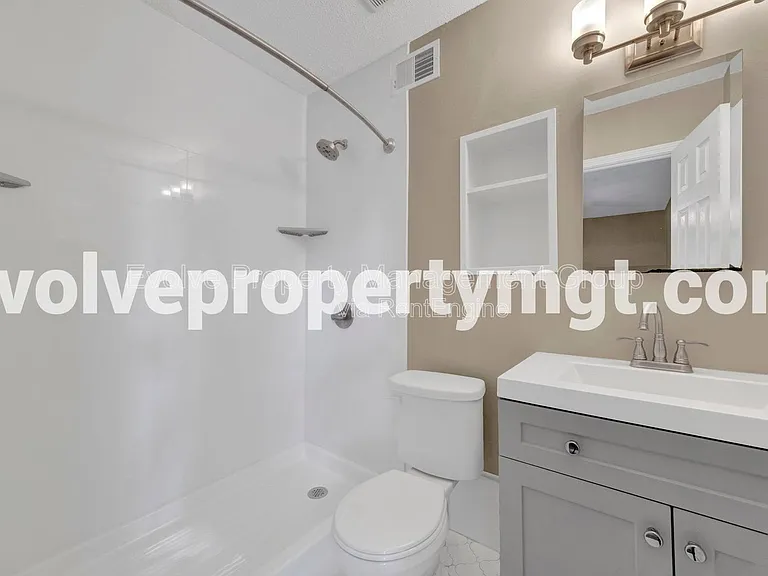 1170 Simmonsridge Dr — Photo 24