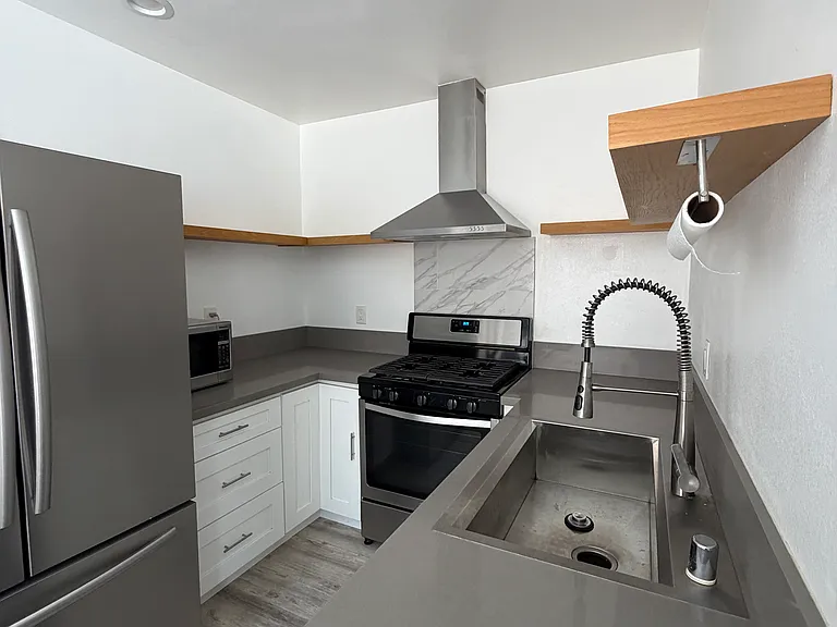433 Cottage Home St #3 — Photo 2