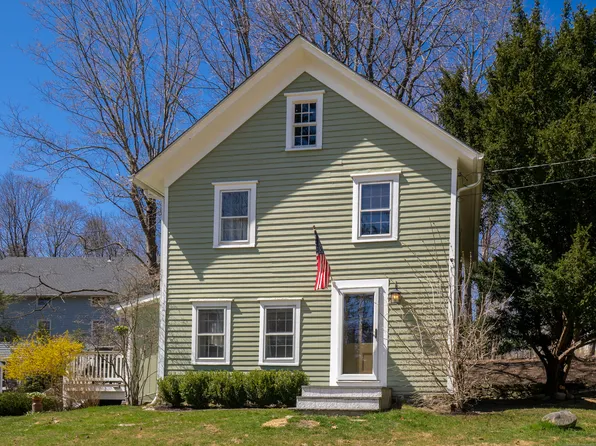 349 Wilton Road East, Ridgefield, CT 06877