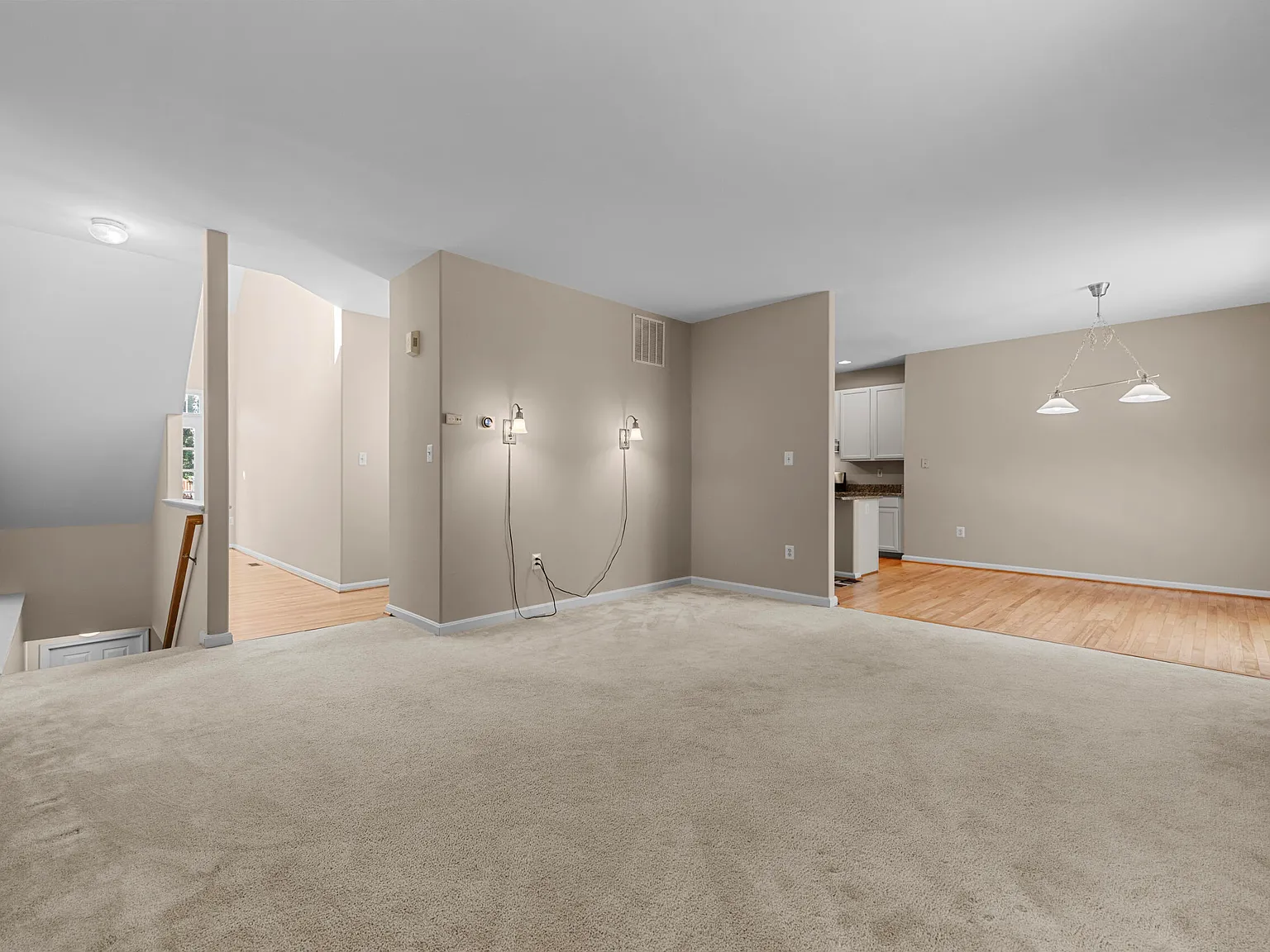 4 bed, 3.5 bath, 2390 sqft, $3,850 — Photo 4