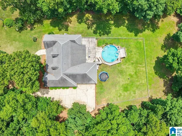 204 Hickory Hill Cir, Oneonta, AL 35121