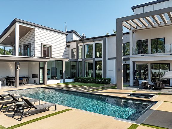 4th image of 5959 Colhurst St