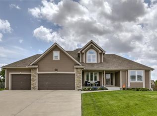 11023 N Skiles Ave, Kansas City, MO 64157