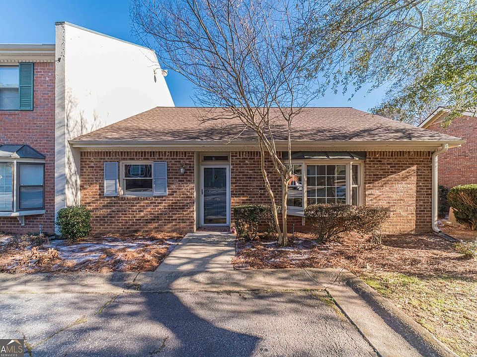 1st image of 250 Cleveland Rd APT 228