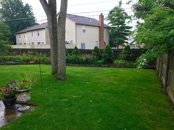 3rd image of 2571 Sawmill Forest Ave