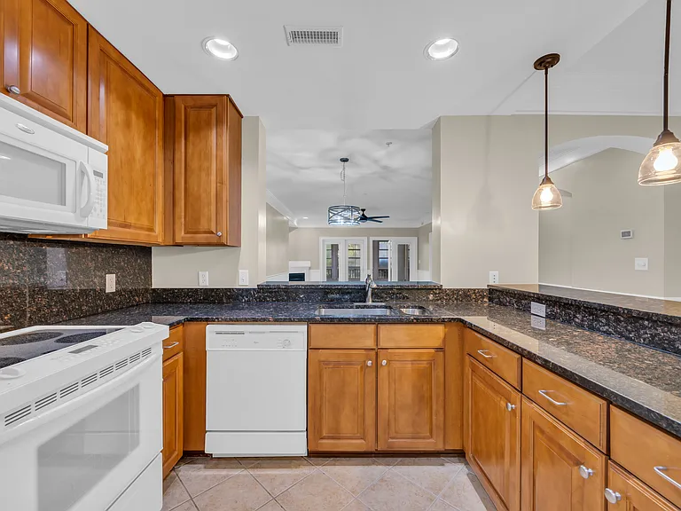 1313 Villa Marbella Ct #14-102 — Photo 4