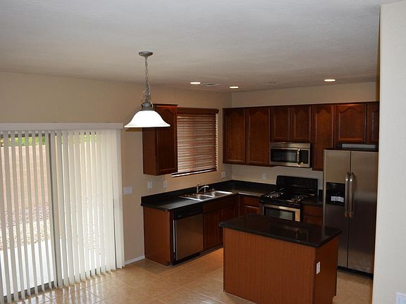 4th image of 17415 W Banff Ln