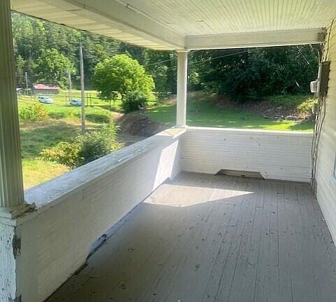 26th image of 10625 Brushy Rd