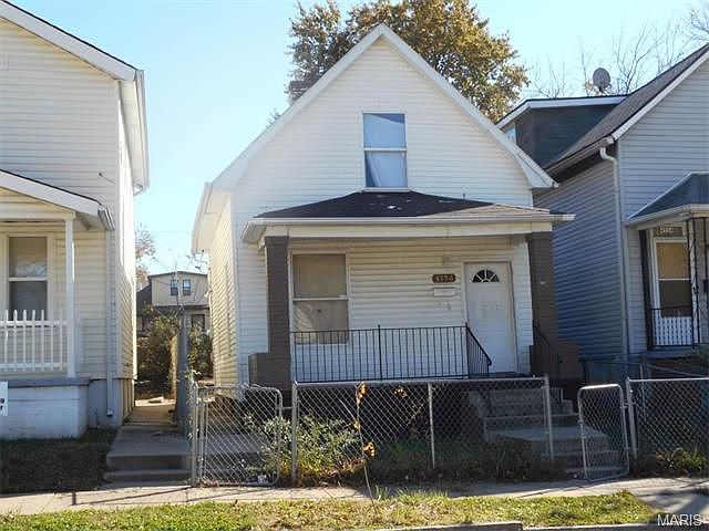 1st image of 4556 Emerson Ave