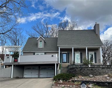 8512 NW 62nd St, Parkville, MO, 64152