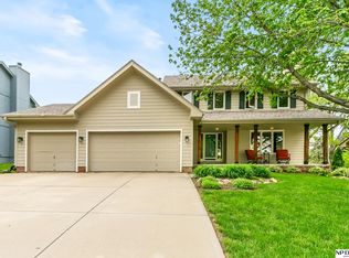 13910 Ames Ave, Omaha, NE 68164