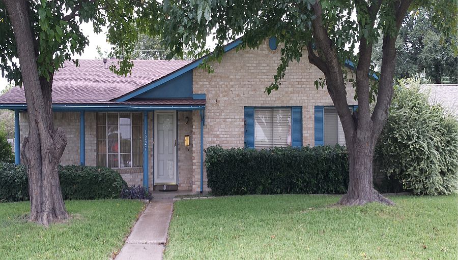1st image of 1227 Larkspur Dr