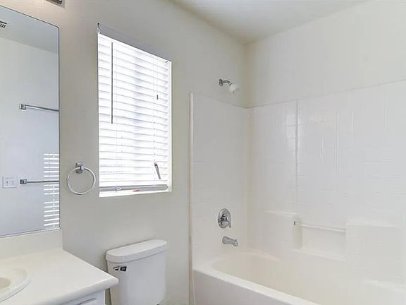 5th image of 10258 Maltese Cross Ct