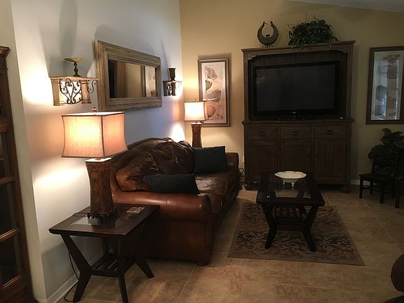 5th image of 752 Aleida Dr
