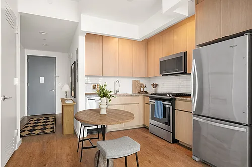 22-44 Jackson Ave #1710 Photo 1 22-44 Jackson Ave #1710 Photo 1