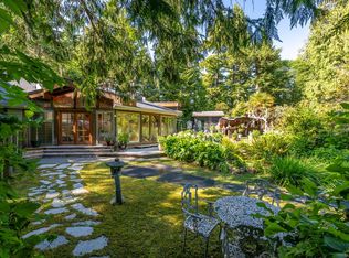 1364 Chesterman Beach Rd, Tofino, BC V0R 2Z0