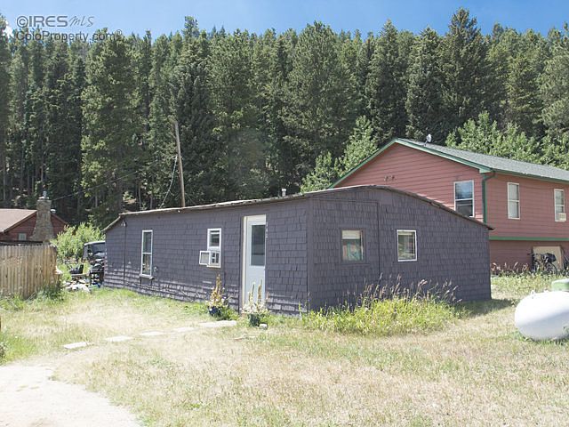 Oversized large lot with cabin