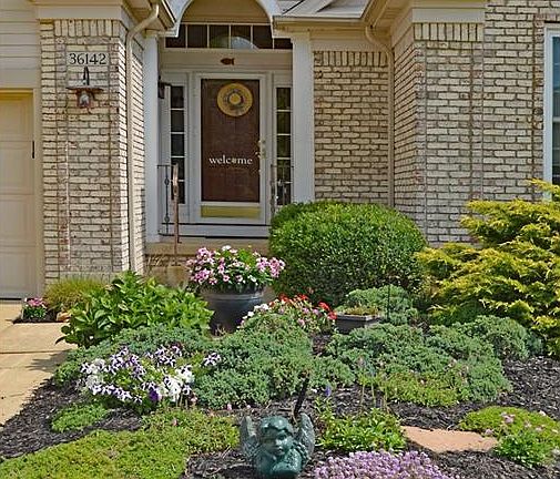 3rd image of 36142 N Park Dr