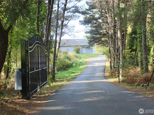 11303 Pacific Way, Long Beach, WA 98631