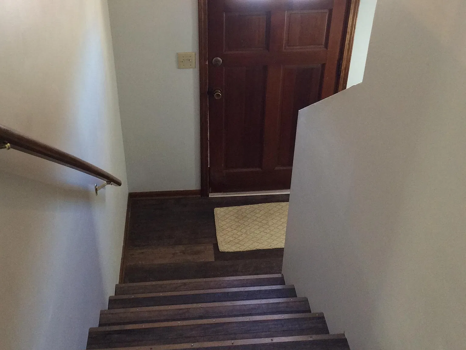 3 bed, 1700 sqft, $1,375 — Photo 2