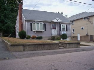 36 Bay State Rd, Quincy, MA 02171