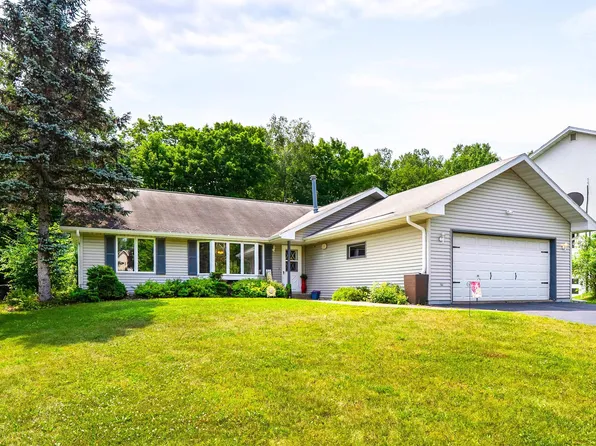 2434 Peace Dr, Duluth, MN 55811