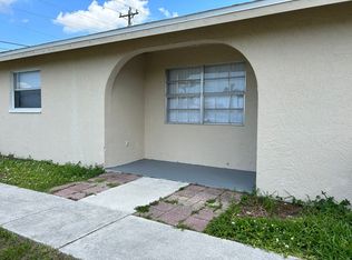 3009/3011 Santa Barbara Blvd, Cape Coral, FL 33914