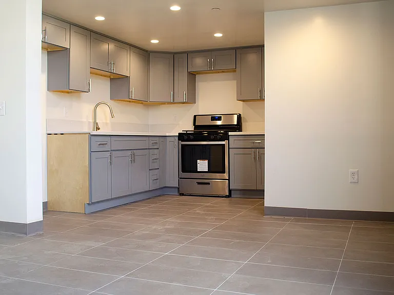 281 S Thomas St #501 — Photo 8