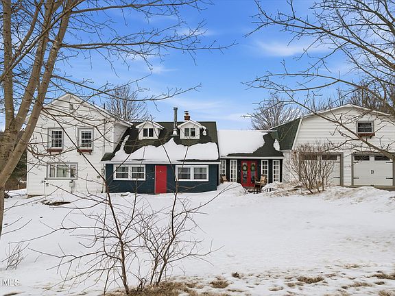 2nd image of 187 E Shore Road