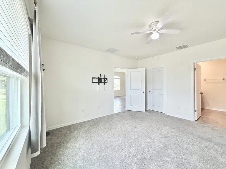 5699 Chorleywood Ln — Photo 26