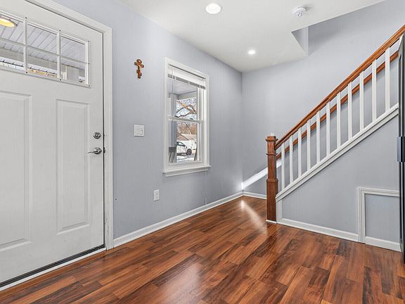 5th image of 34101 Harlowshire St