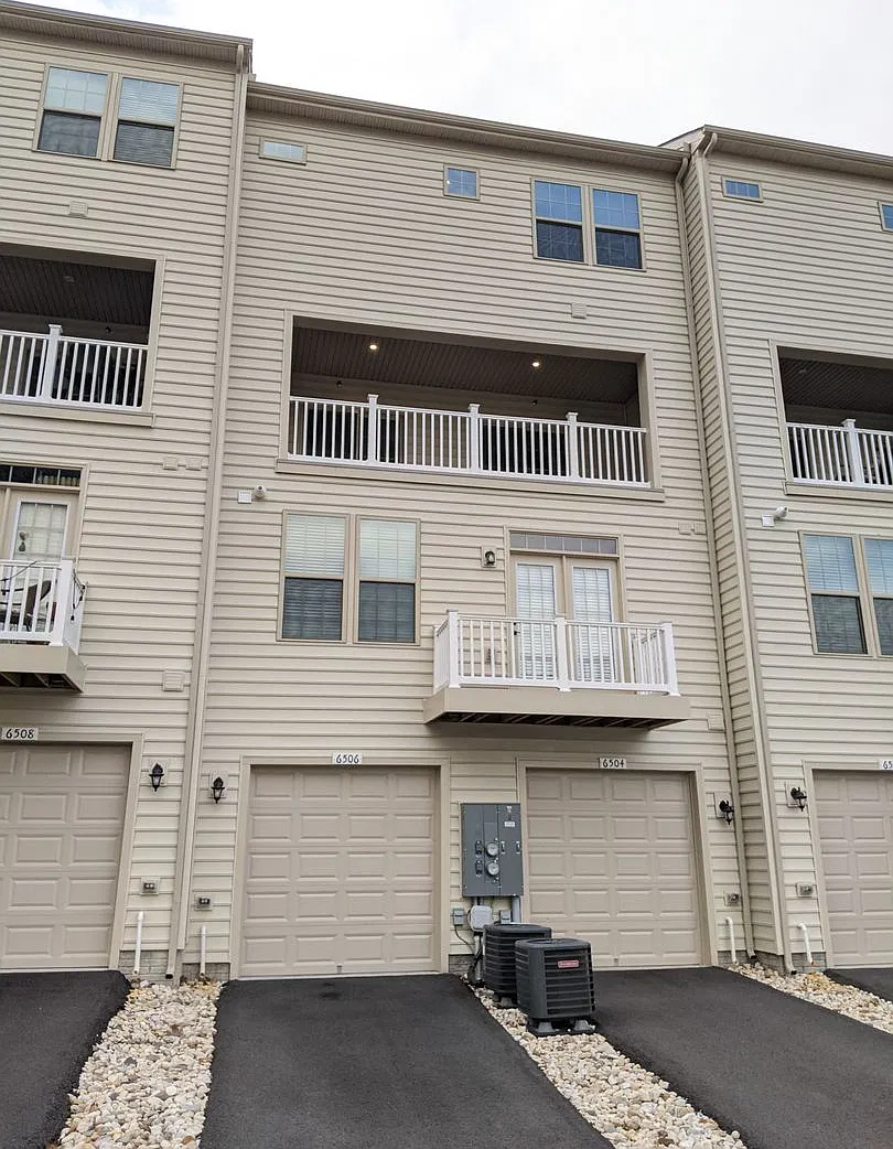 Top floor 2 story condo in Linton at Ballenger ready for you early December! — Photo 2