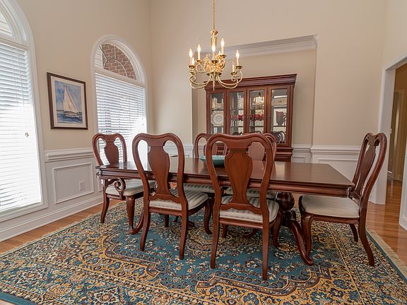 Elegant Dining Room