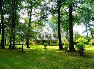 1306 Crestmont Dr, Downingtown, PA 19335