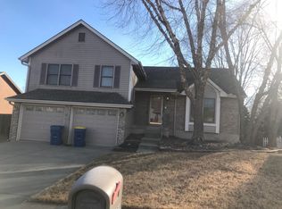 1721 Patricia Dr, Kearney, MO 64060