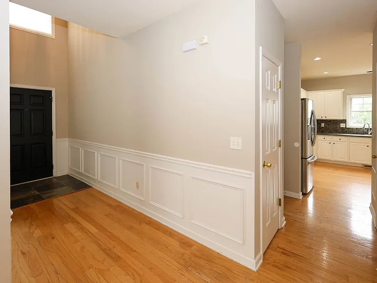 2895 Haynes Club Cir SW — Photo 9