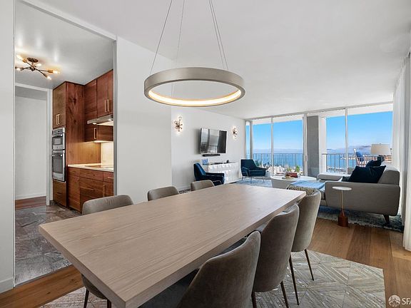 3rd image of 999 Green St APT 1105