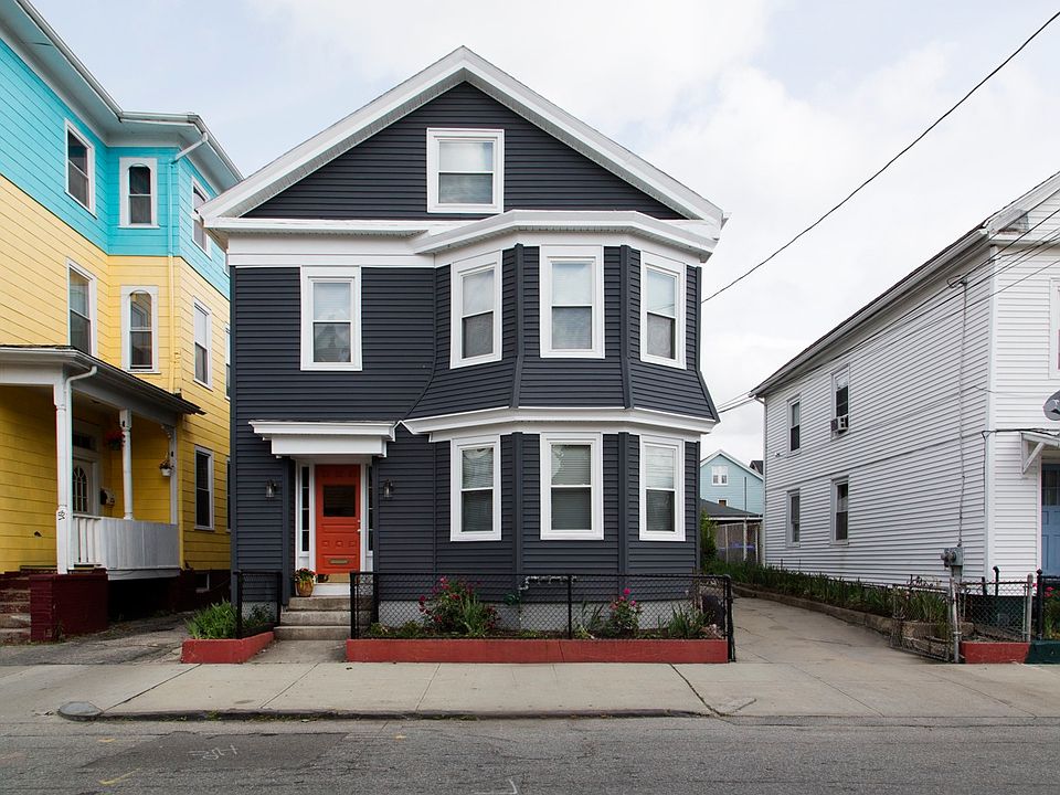 1st image of 195 Carpenter St #1
