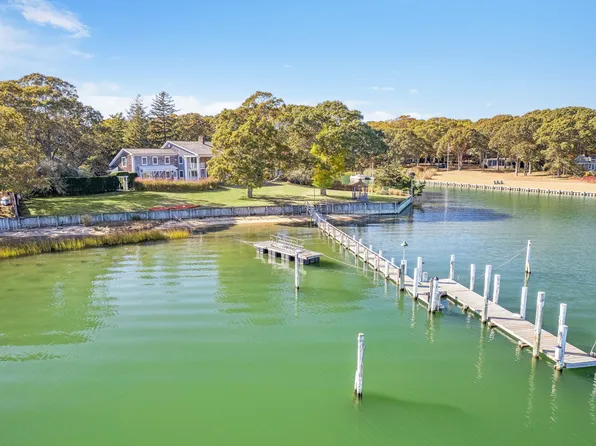 5 E Brander Pkwy, Shelter Island Heights, NY 11965