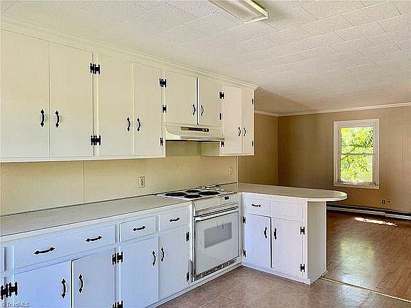 2nd image of 1815 Willora St #A